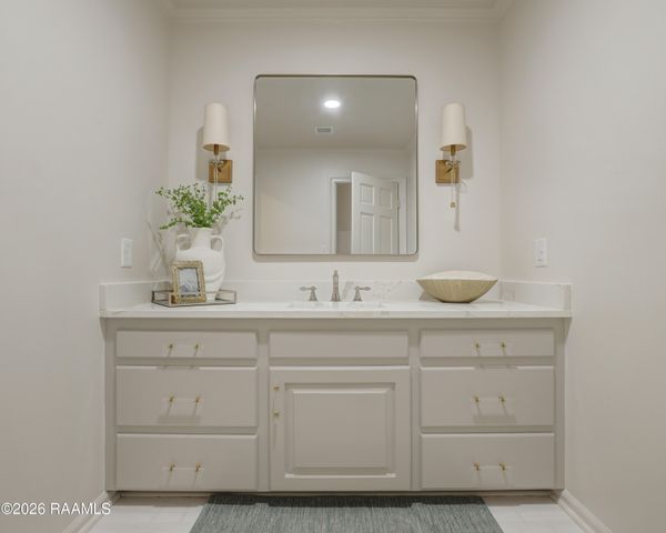 215 Spyglass Lane, Broussard, LA 70518