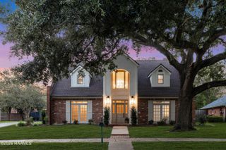 215 Spyglass Lane, Broussard, LA 70518