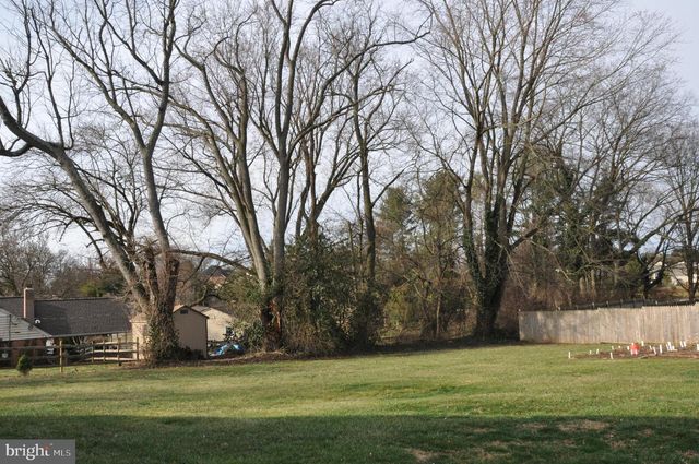 18903 MANCHESTER DR, Hagerstown, MD 21742