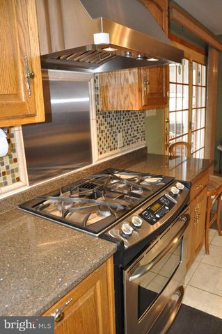 18903 MANCHESTER DR, Hagerstown, MD 21742
