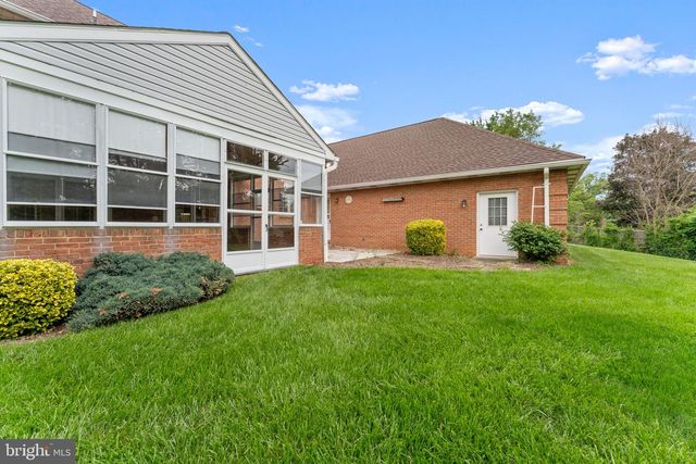 18903 MANCHESTER DR, Hagerstown, MD 21742
