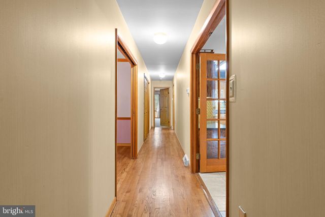 18903 MANCHESTER DR, Hagerstown, MD 21742