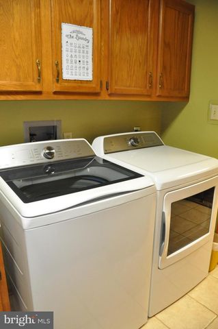 18903 MANCHESTER DR, Hagerstown, MD 21742