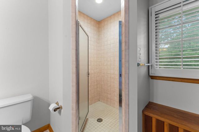 18903 MANCHESTER DR, Hagerstown, MD 21742