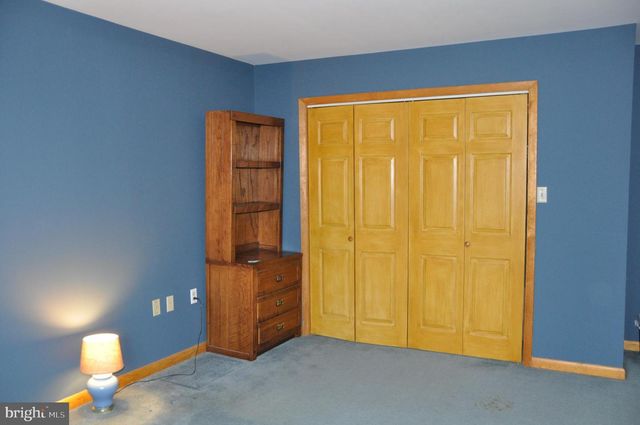 18903 MANCHESTER DR, Hagerstown, MD 21742