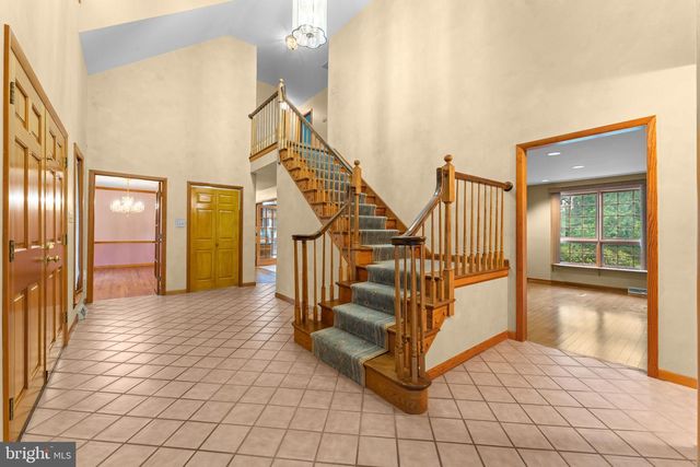 18903 MANCHESTER DR, Hagerstown, MD 21742