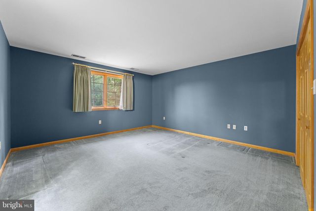 18903 MANCHESTER DR, Hagerstown, MD 21742