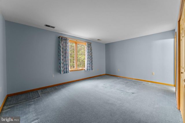 18903 MANCHESTER DR, Hagerstown, MD 21742