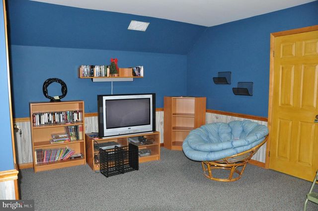 18903 MANCHESTER DR, Hagerstown, MD 21742