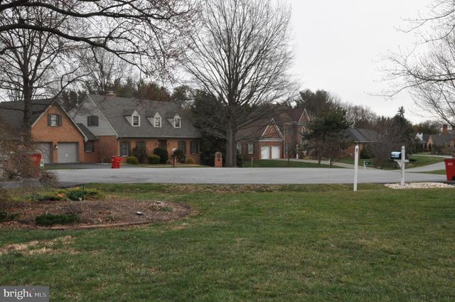 18903 MANCHESTER DR, Hagerstown, MD 21742