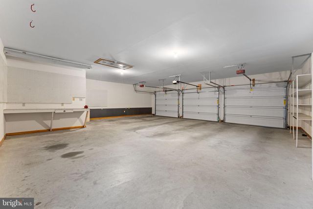 18903 MANCHESTER DR, Hagerstown, MD 21742
