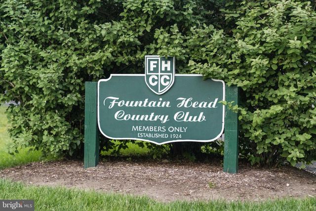 18903 MANCHESTER DR, Hagerstown, MD 21742