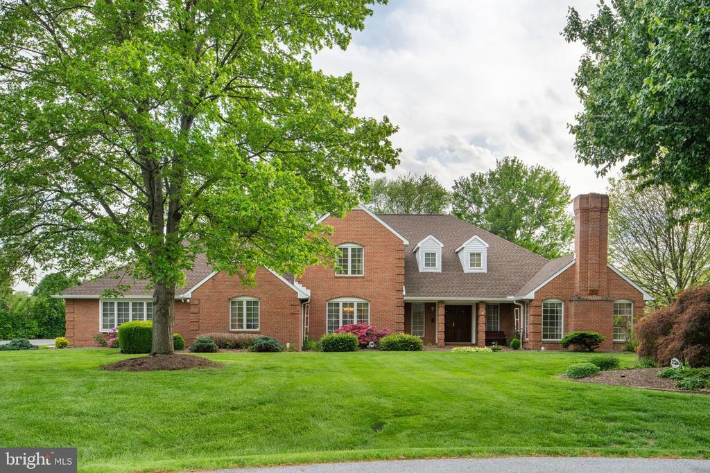 18903 MANCHESTER DR, Hagerstown, MD 21742