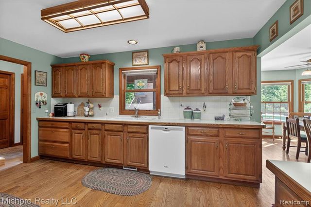 670 Green Creek Lane, Oxford, MI 48371