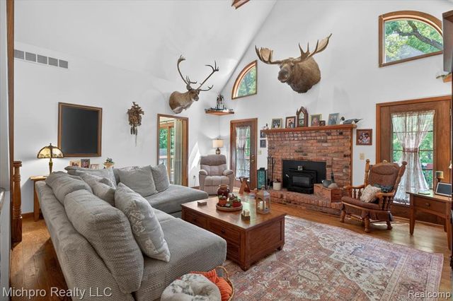 670 Green Creek Lane, Oxford, MI 48371