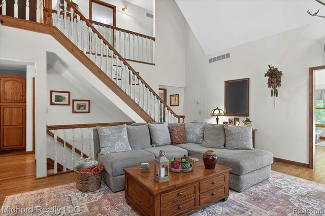 670 Green Creek Lane, Oxford, MI 48371