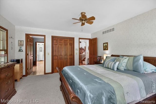 670 Green Creek Lane, Oxford, MI 48371