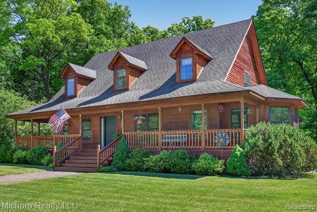 670 Green Creek Lane, Oxford, MI 48371