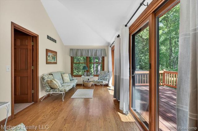 670 Green Creek Lane, Oxford, MI 48371