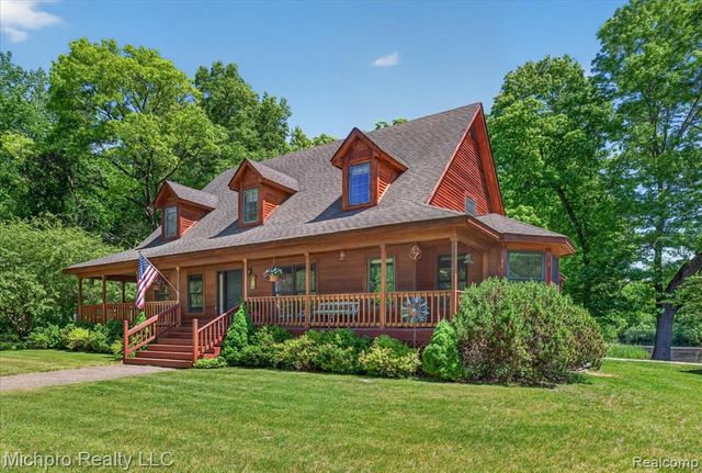 670 Green Creek Lane, Oxford, MI 48371
