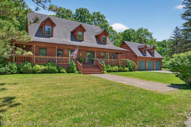 670 Green Creek Lane, Oxford, MI 48371
