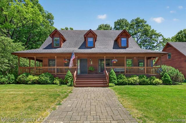670 Green Creek Lane, Oxford, MI 48371