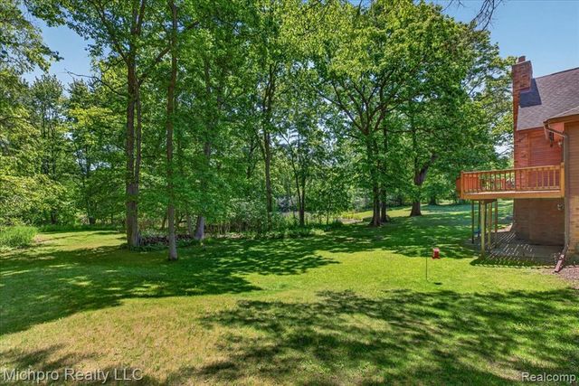670 Green Creek Lane, Oxford, MI 48371