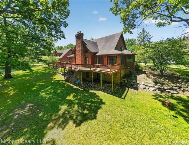670 Green Creek Lane, Oxford, MI 48371