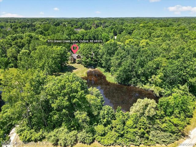 670 Green Creek Lane, Oxford, MI 48371