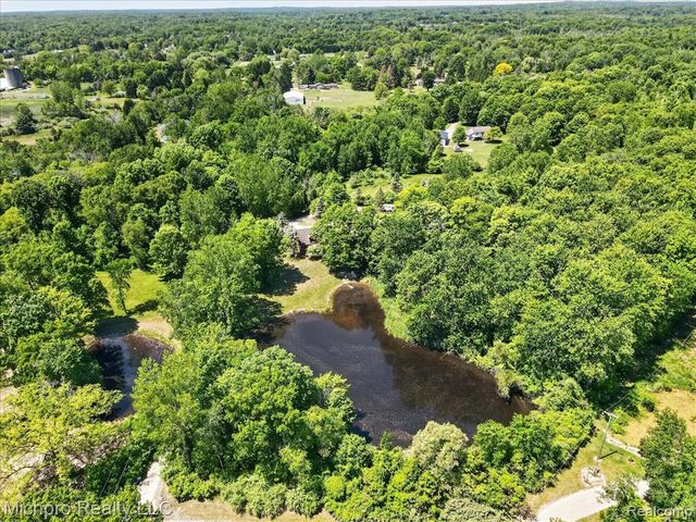 670 Green Creek Lane, Oxford, MI 48371