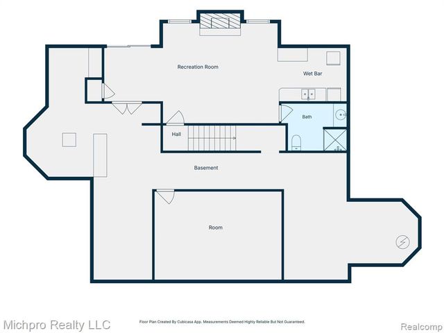 670 Green Creek Lane, Oxford, MI 48371