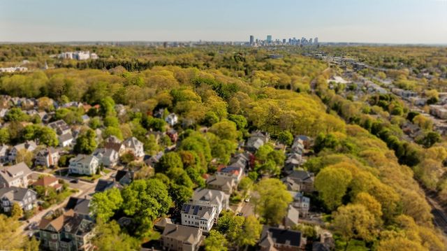 16 Arborough Road 1, Boston, MA 02131
