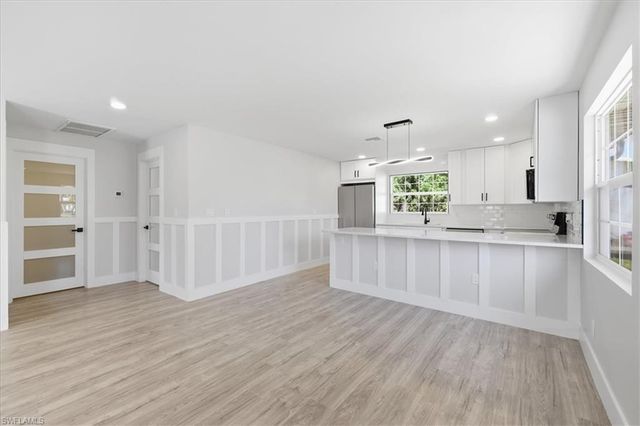 137 Dow LN, North Fort Myers, FL 33917