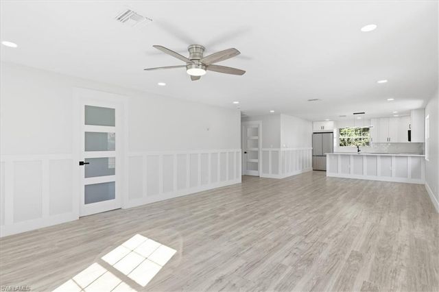 137 Dow LN, North Fort Myers, FL 33917