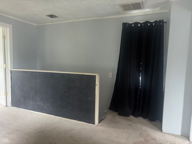208 W Filmore Street, Alexandria, IN 46001