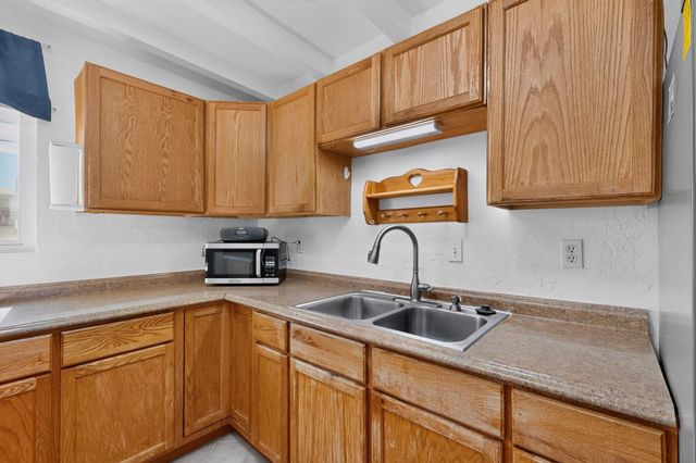 1108 Dorothy Street NE, Albuquerque, NM 87112