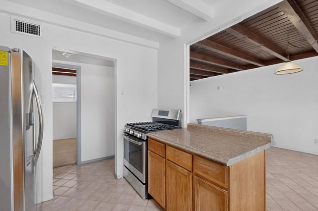 1108 Dorothy Street NE, Albuquerque, NM 87112