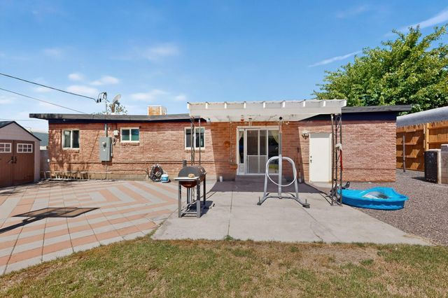 1108 Dorothy Street NE, Albuquerque, NM 87112