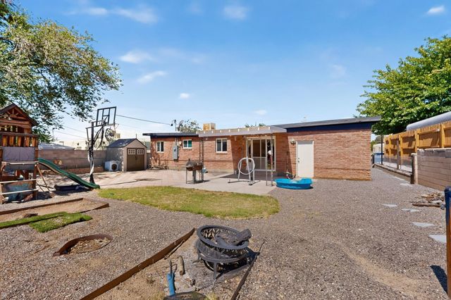1108 Dorothy Street NE, Albuquerque, NM 87112