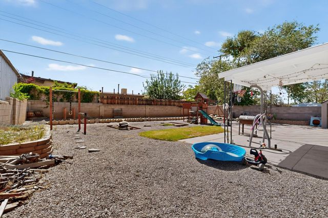 1108 Dorothy Street NE, Albuquerque, NM 87112