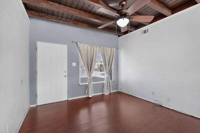 1108 Dorothy Street NE, Albuquerque, NM 87112
