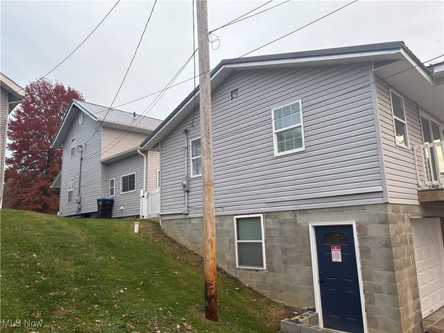 1443 Euclid Ave, Zanesville, OH 43701