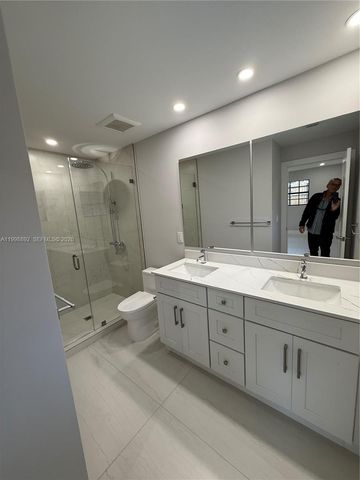 8772 SW 143rd St 8772, Palmetto Bay, FL 33176