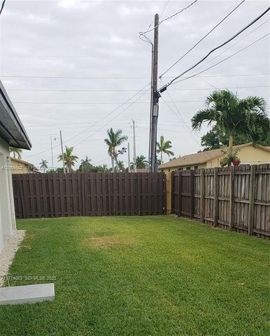 22025 SW 117th Avenue 2, Miami, FL 33170