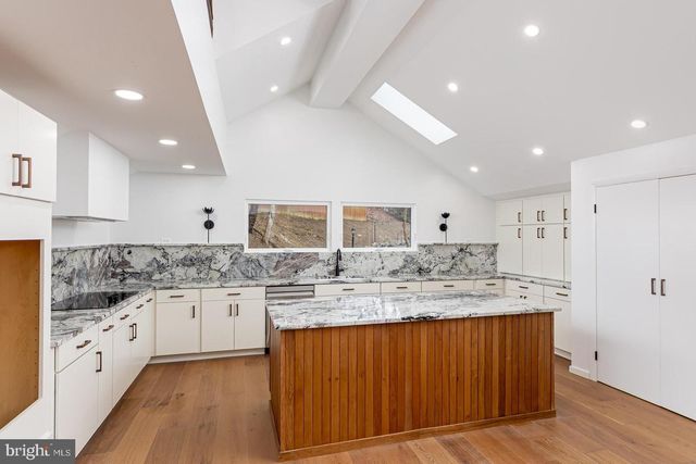 903 IVY HILL RD, Cockeysville, MD 21030