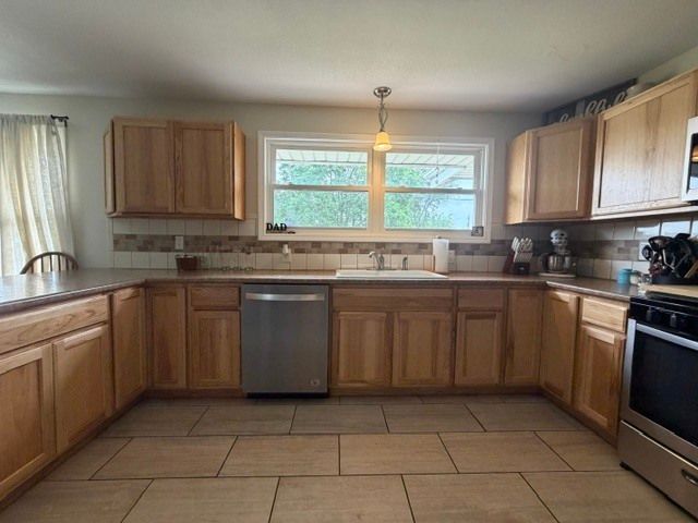 395 S Michigan Avenue, Bradley, IL 60915
