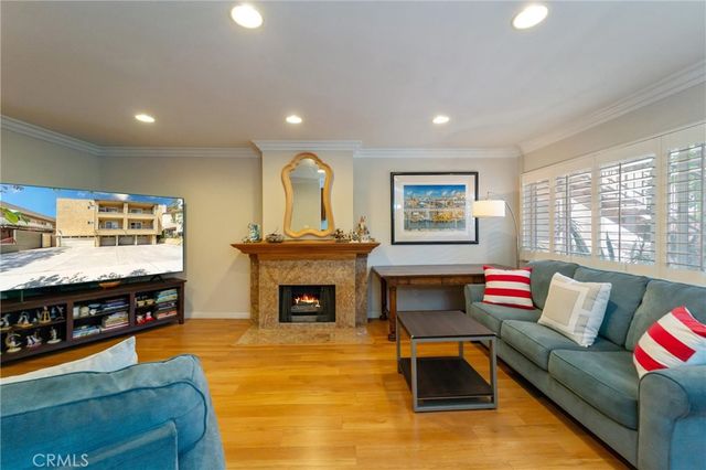 551 W Stocker Street 3, Glendale, CA 91202
