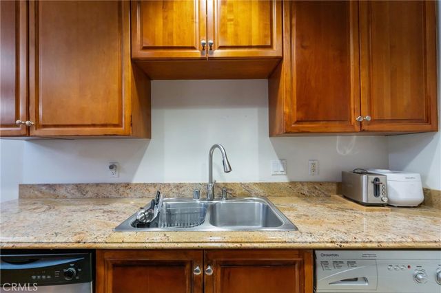 551 W Stocker Street 3, Glendale, CA 91202