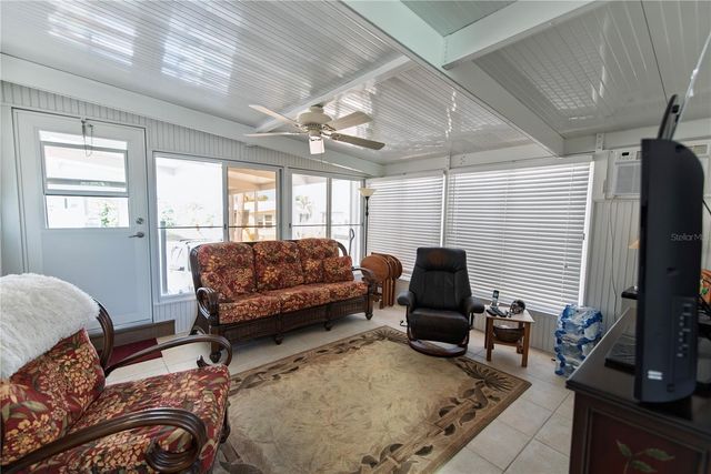 7 FREEMAN AVENUE, Punta Gorda, FL 33950