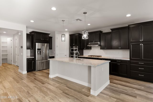 3019 W TUMBLEWEED Drive, Phoenix, AZ 85085